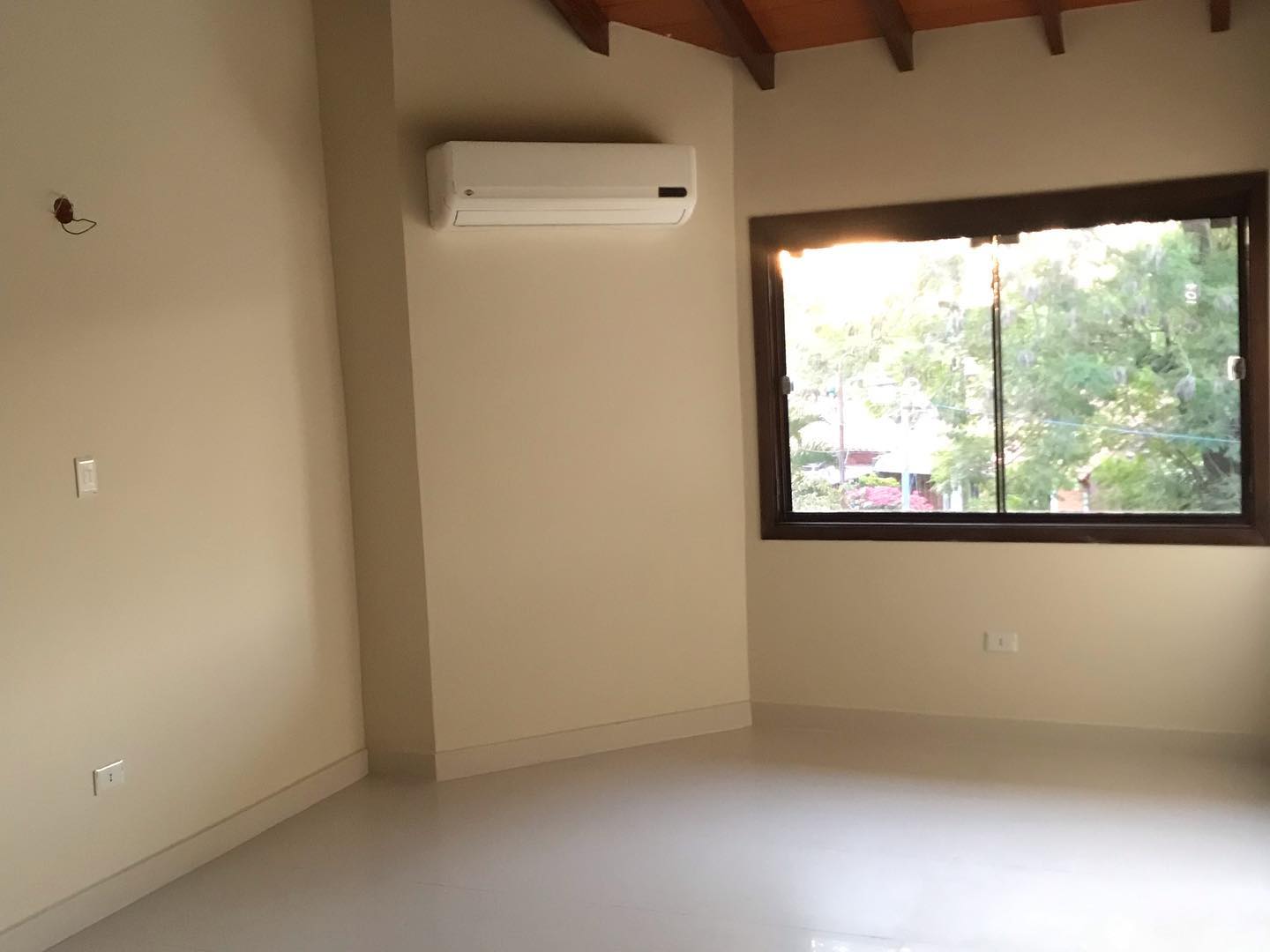 Instalación de aire acondicionado split en Asunción